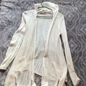 Lightweight cardigan with hood and pockets